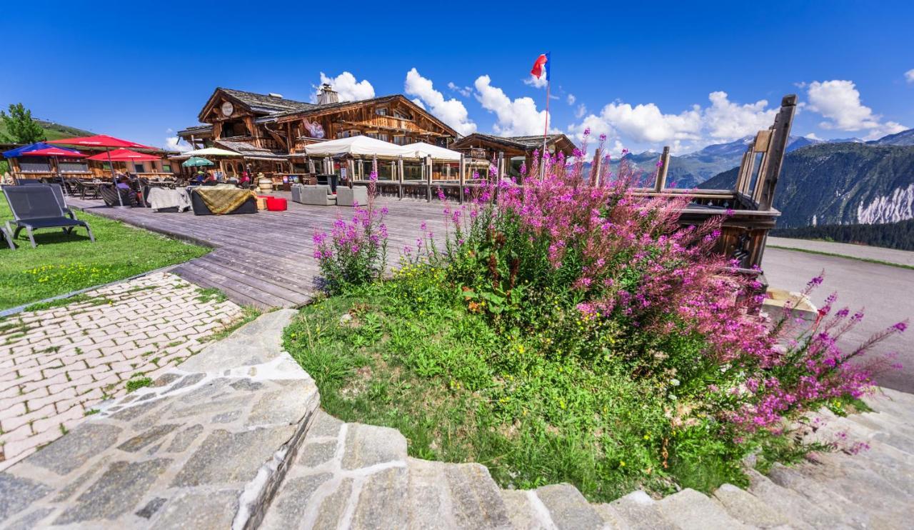 Hotel 3 Etoiles -Restaurant Le Pilatus クールシュヴェル エクステリア 写真