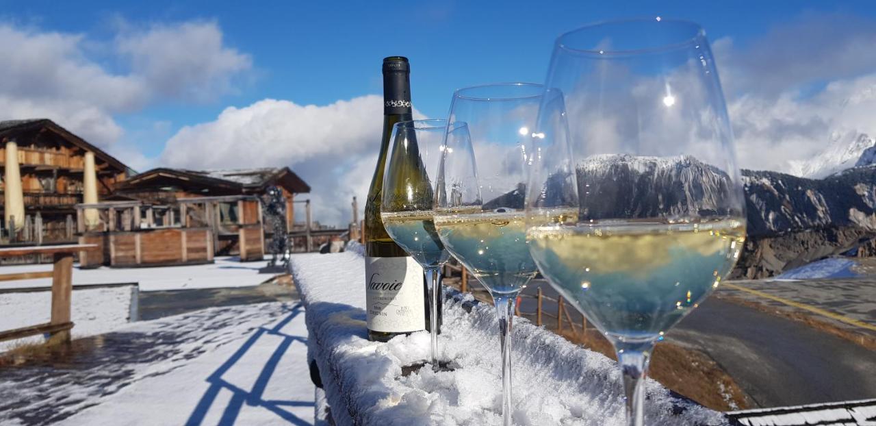 Hotel 3 Etoiles -Restaurant Le Pilatus クールシュヴェル エクステリア 写真